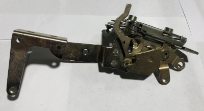 Механизм задней левой двери Волга 31105, 3102