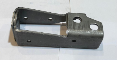 Кронштейн крепления лонжерона пола Газель передний