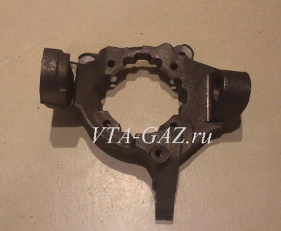 Корпус поворотного кулака Газель 4х4 под болт правый