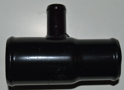 Тройник патрубков (трубка) радиатора Газель, Соболь, Волга метал