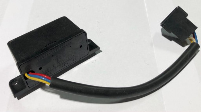 Реле стеклоочистителя Волга старого образца с проводом