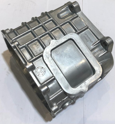 Картер КПП передний Газель, Соболь 4х4