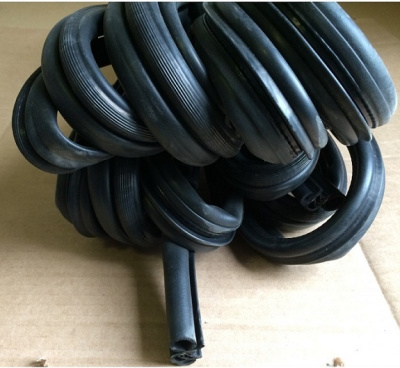 Уплотнитель дверного проема Волга все модели комплект из-4х