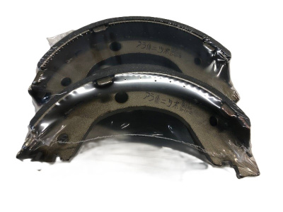 Колодки стояночного тормоза Газель Next под дисковые тормоза "Allied Nippon" комплект