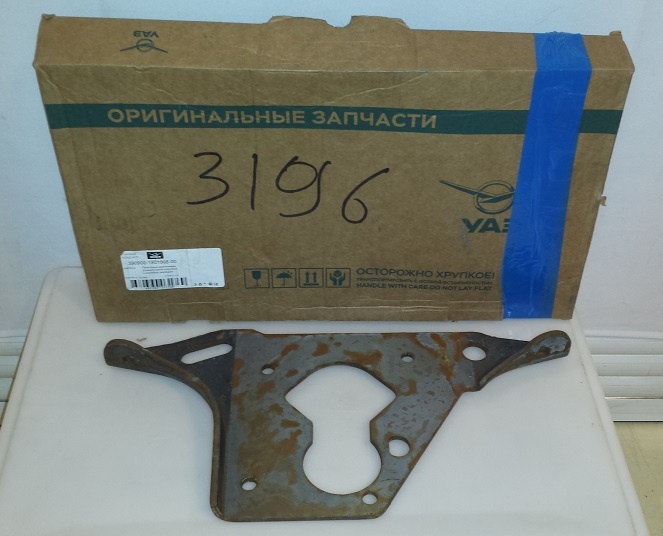 Пластина крепления раздаточной коробки Уаз 452, 3741 (КПП 5- ступка), 3909-00-1801008-00 за 8 430.00 руб.